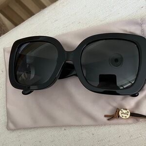 Tory Burch Black Square Sunglasses Ty7179u 1708/87